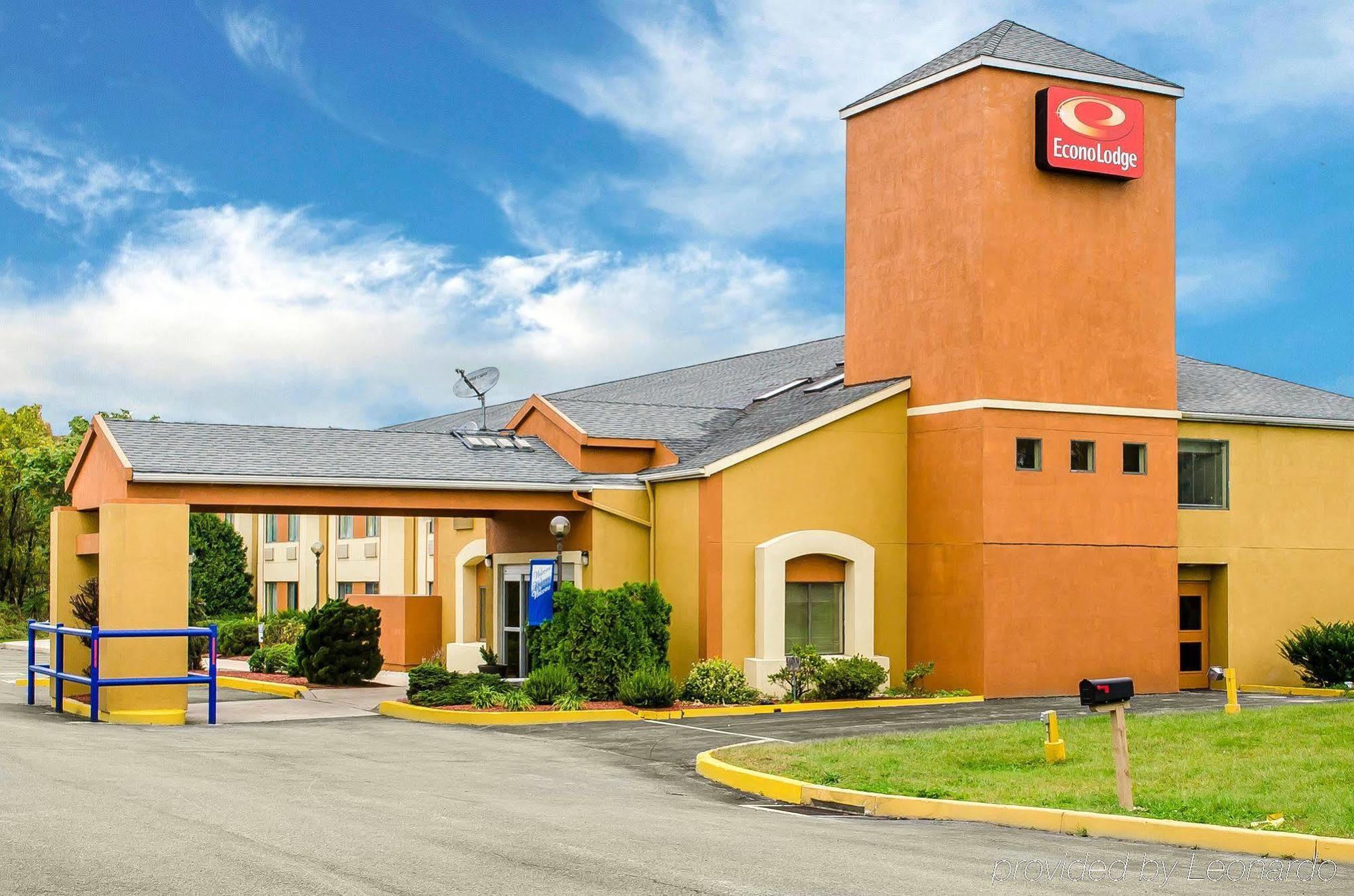 Econo Lodge Harrisburg/Hershey Exteriör bild